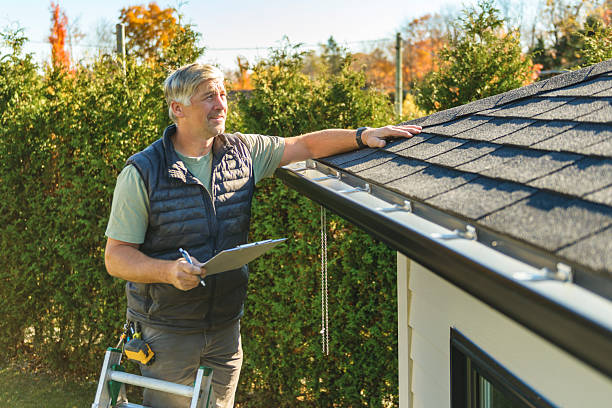 Professional Flat Roof Repair technician working in Harper, OR